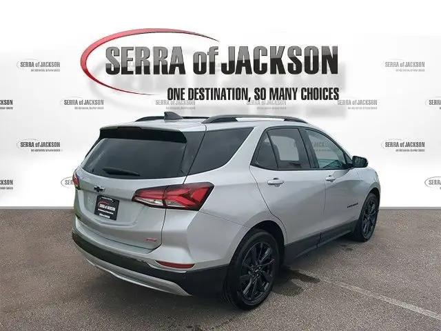 2022 Chevrolet Equinox FWD RS