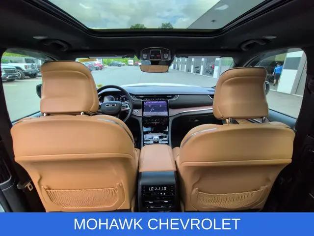 2025 Jeep Grand Cherokee Summit 4x4
