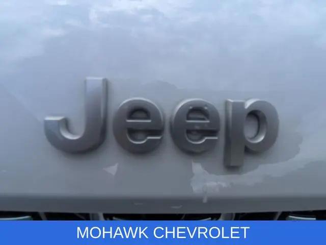 2025 Jeep Grand Cherokee Summit 4x4