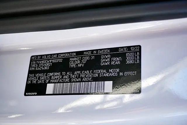 2023 Volvo XC90 Recharge T8 Plus Dark Theme 7-Seater