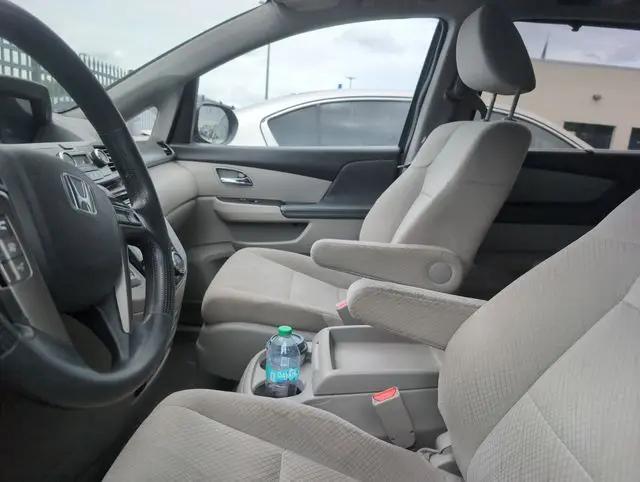 2017 Honda Odyssey SE