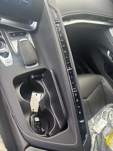 2025 Chevrolet Corvette Stingray RWD Coupe 2LT