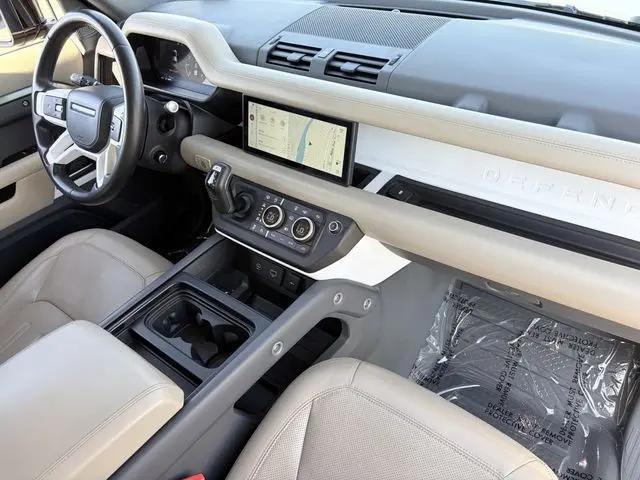 2020 Land Rover Defender 110 HSE