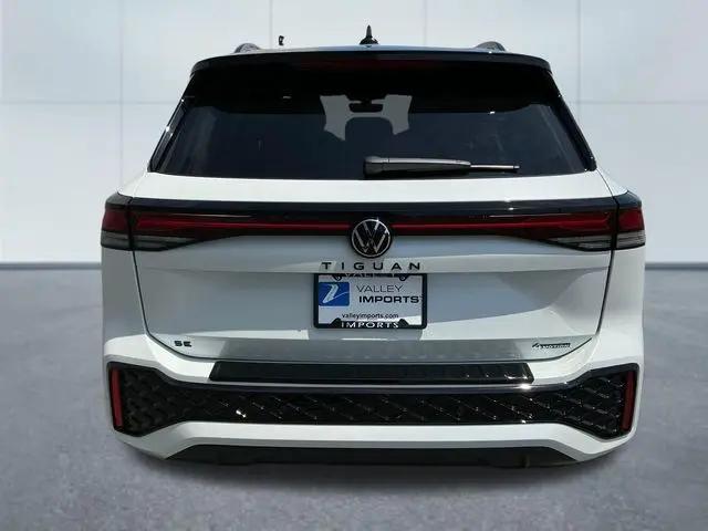 2026 Volkswagen Tiguan SE R-Line Black