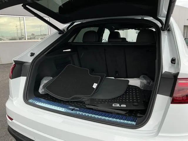 2026 Audi Q8 Premium 55 TFSI quattro Tiptronic