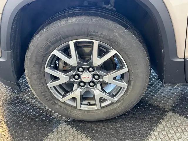 2023 GMC Acadia AWD SLT