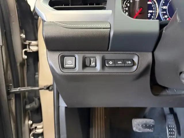2023 GMC Acadia AWD SLT