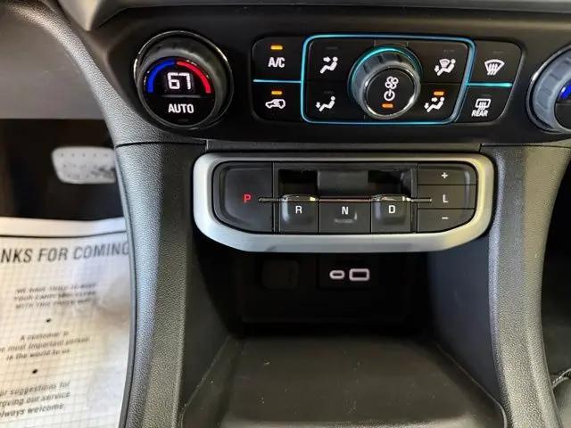2023 GMC Acadia AWD SLT
