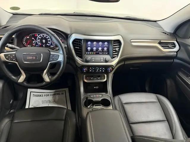 2023 GMC Acadia AWD SLT