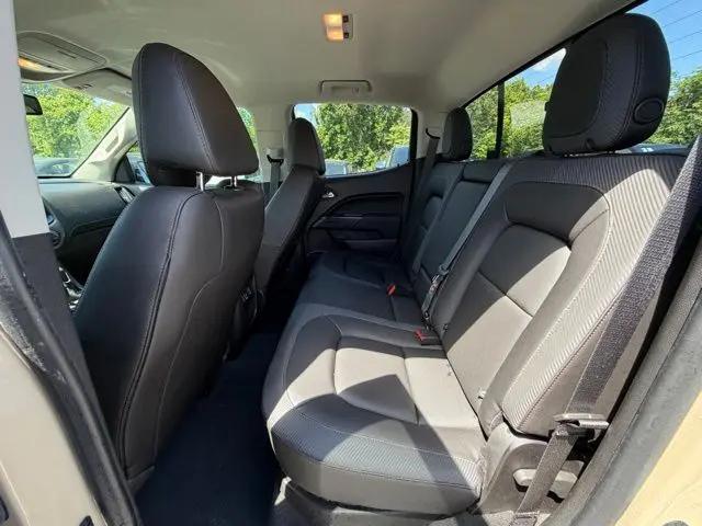 2021 GMC Canyon 4WD Crew Cab Short Box AT4 - Leather