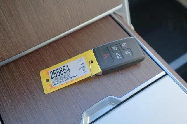2025 Land Rover Range Rover P400 SE
