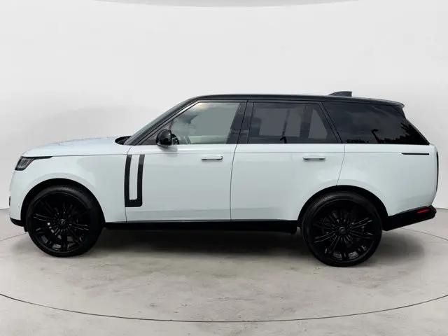 2025 Land Rover Range Rover P400 SE
