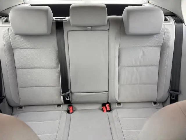 2007 Volkswagen Rabbit 4-Door