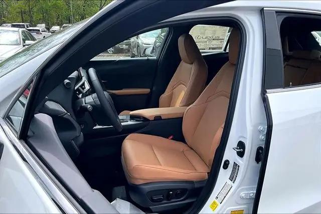 2026 Lexus 300 Premium AWD
