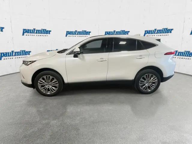 2022 Toyota Venza LE