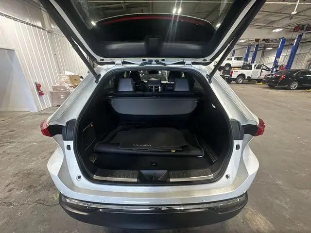 2022 Toyota Venza LE