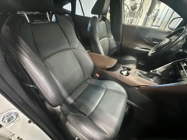 2022 Toyota Venza LE