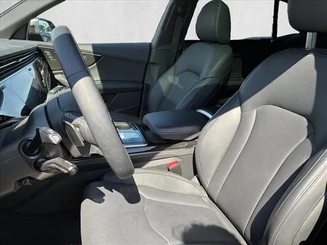 2025 Audi Q8 Prestige 55 TFSI quattro