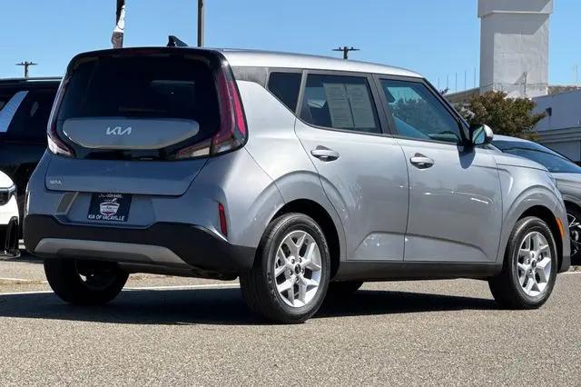 2025 Kia Soul LX