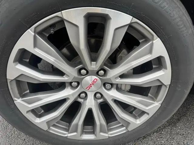 2021 GMC Yukon 4WD Denali