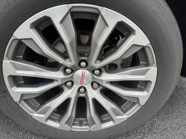 2021 GMC Yukon 4WD Denali