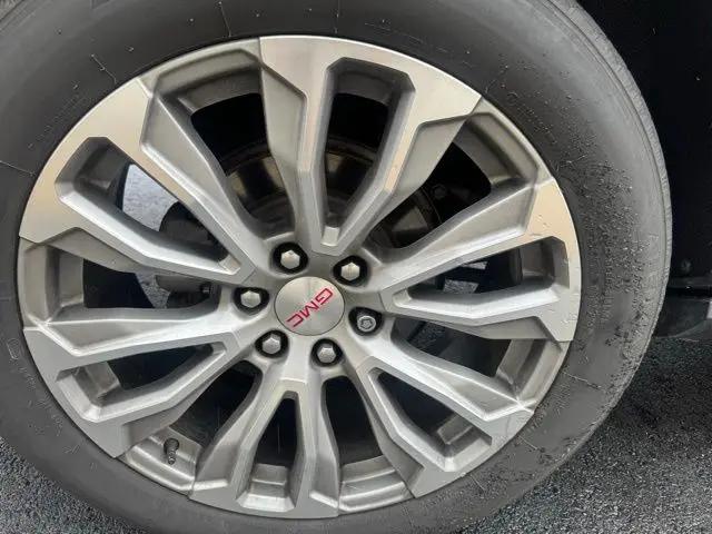 2021 GMC Yukon 4WD Denali