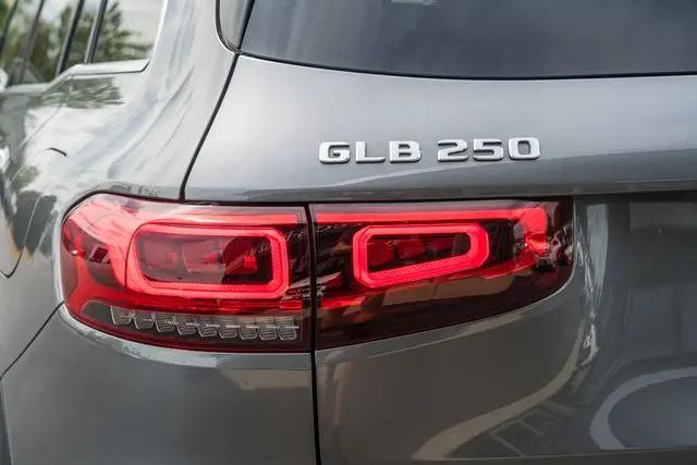 2023 Mercedes-Benz GLB 4MATIC