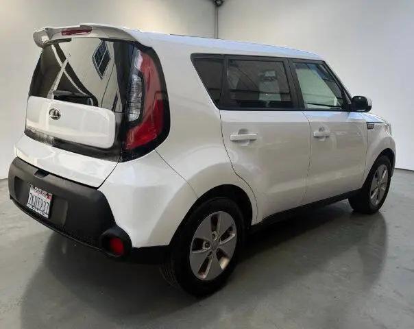 2015 Kia Soul Base
