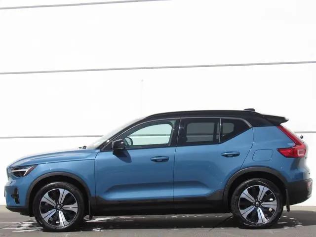 2023 Volvo XC40 Recharge Pure Electric Twin Plus