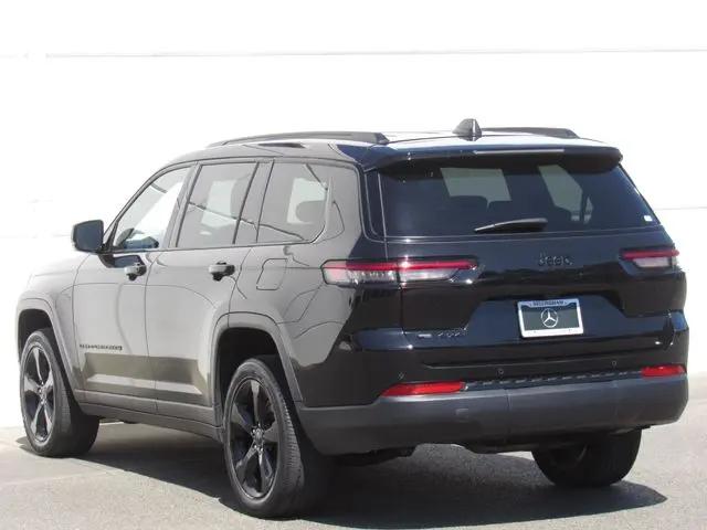 2023 Jeep Grand Cherokee L Altitude 4x4