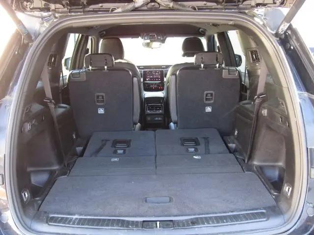 2023 Jeep Grand Cherokee L Altitude 4x4