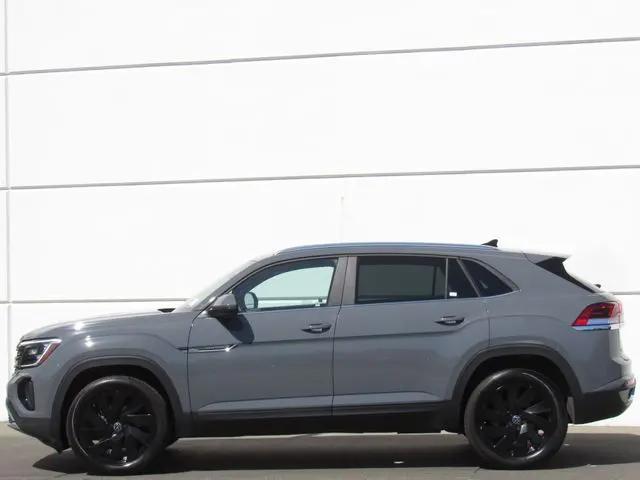 2024 Volkswagen Atlas Cross Sport 2.0T SE w/Technology