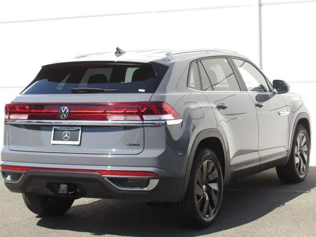 2024 Volkswagen Atlas Cross Sport 2.0T SE w/Technology