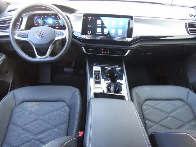 2024 Volkswagen Atlas Cross Sport 2.0T SE w/Technology