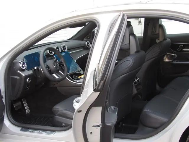 2026 Mercedes-Benz C-CLASS C 300 C 300