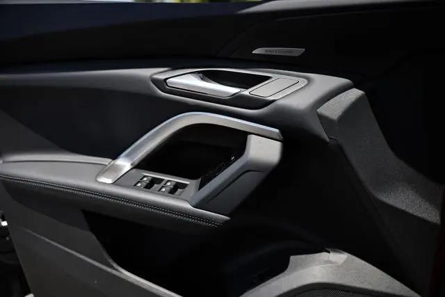 2026 Audi Q5 Premium Plus TFSI quattro S tronic