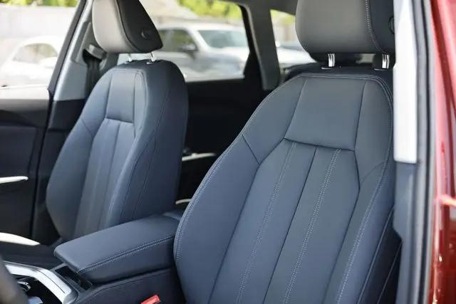 2026 Audi Q5 Premium Plus TFSI quattro S tronic