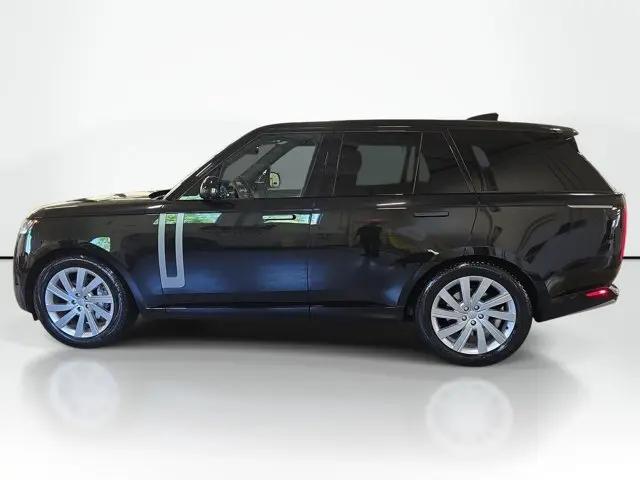 2023 Land Rover Range Rover P400 SE