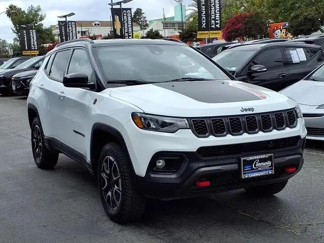 2025 Jeep Compass Trailhawk 4x4