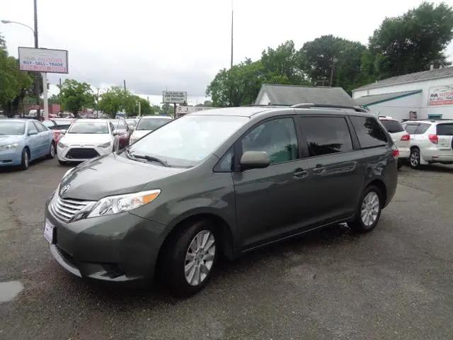 2013 Toyota Sienna LE 7 Passenger for sale in Richmond, VA