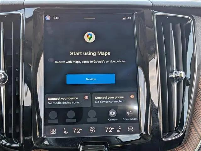 2022 Volvo XC60 B5 Momentum