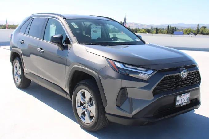2024 Toyota RAV4 Hybrid LE