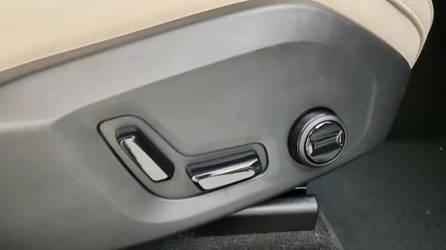 2026 Volvo XC60 Plug-In Hybrid Plus, T8 AWD Electric/Gasoline, Dark