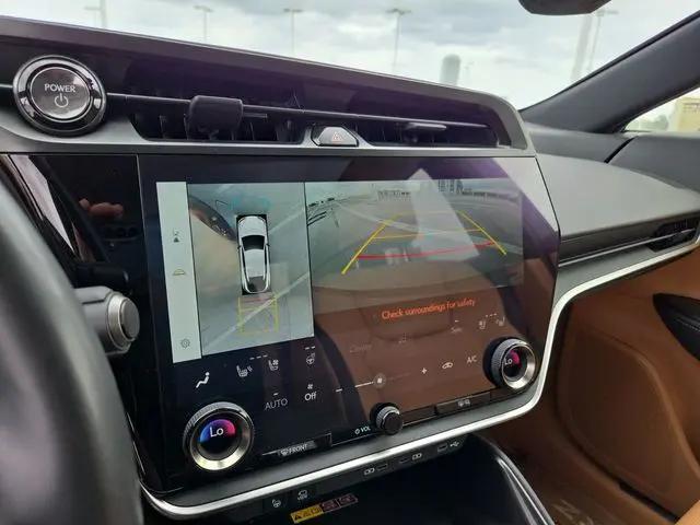 2023 Lexus RZ 450e Premium