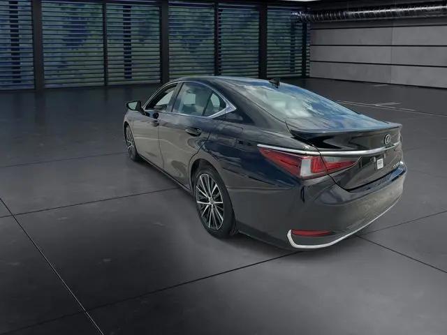 2024 Lexus ES 300h ES 300h