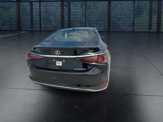 2024 Lexus ES 300h ES 300h