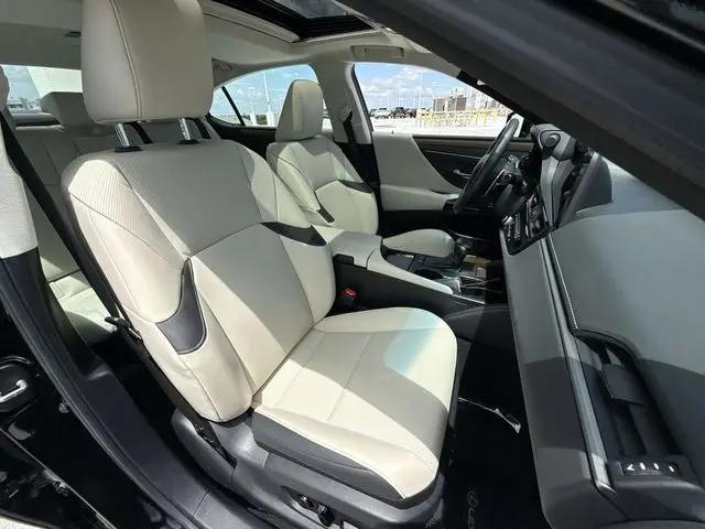 2024 Lexus ES 300h ES 300h