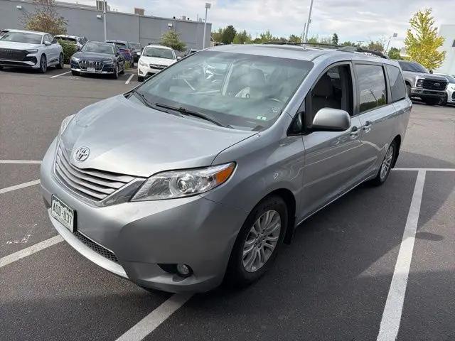 2015 Toyota Sienna XLE 8 Passenger for sale in Lakewood, CO