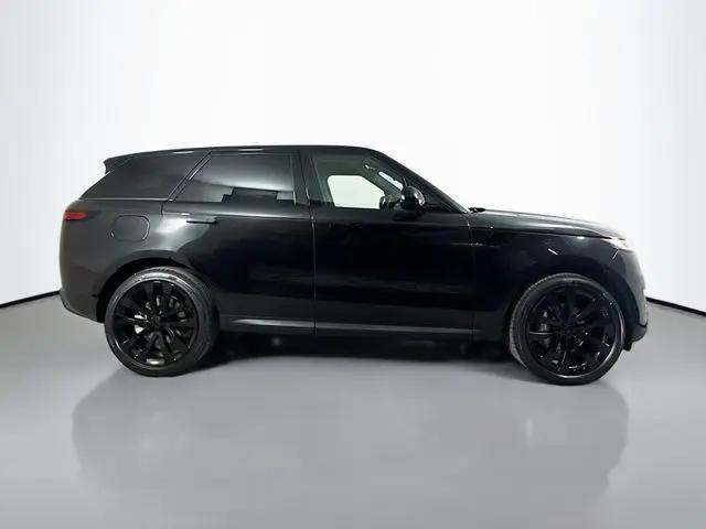 2026 Land Rover Range Rover Sport P360 SE