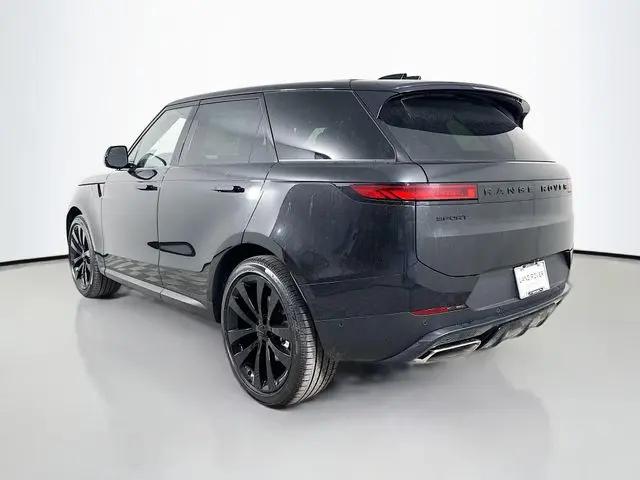 2026 Land Rover Range Rover Sport P360 SE